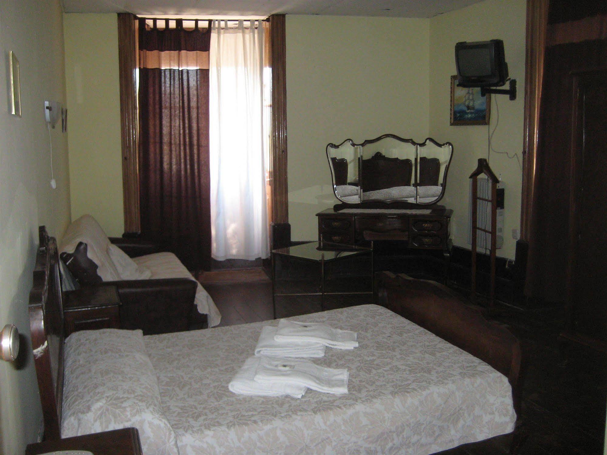 Hostel Avenida Coímbra Exterior foto